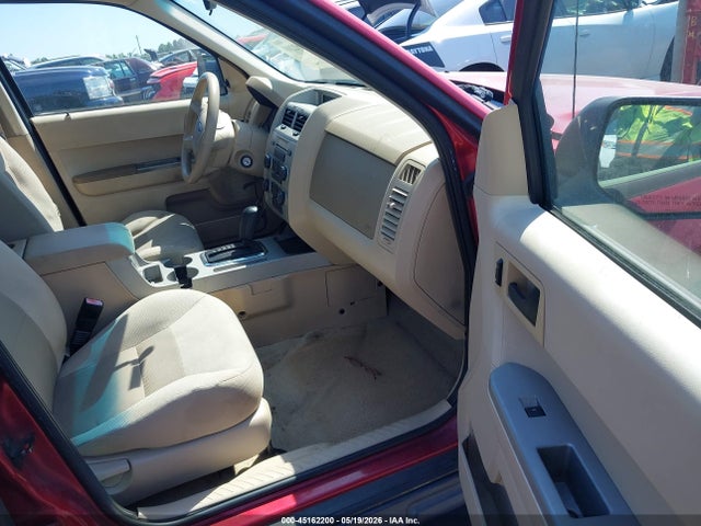 45162200 :رقم المزاد ، 1FMCU03168KB75757 vin ، 2008 Ford Escape Xlt مزاد بيع