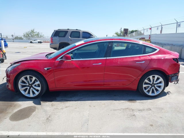 2019 Tesla Model 3 Long Range/performance მანქანა იყიდება აუქციონზე, vin: 5YJ3E1EB8KF389862, აუქციონის ნომერი: 45162215