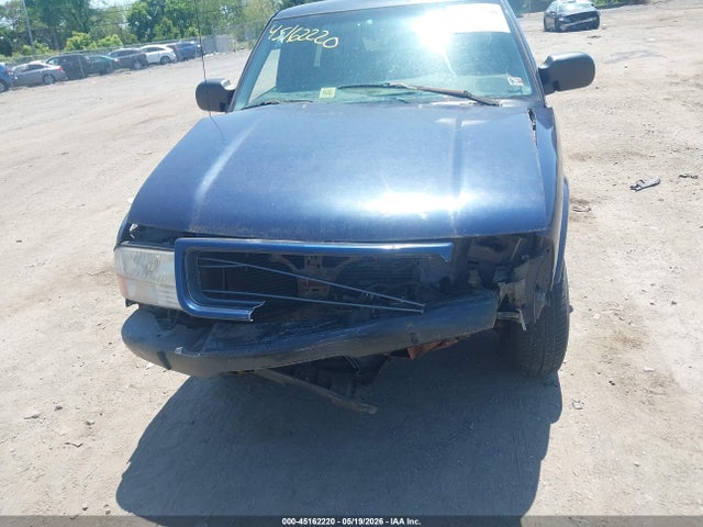 45162220 :رقم المزاد ، 1GTCS19W418197181 vin ، 2001 Gmc Sonoma Sls مزاد بيع