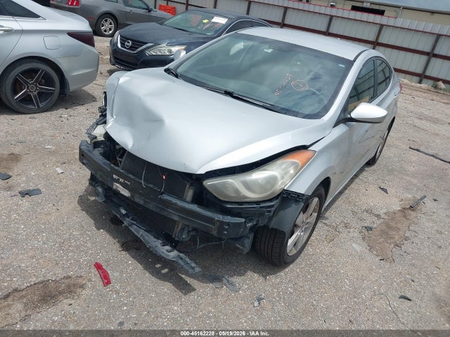 45162228 :رقم المزاد ، KMHDH4AE7DU723432 vin ، 2013 Hyundai Elantra Gls مزاد بيع