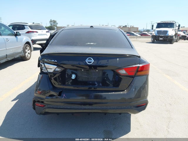 45162261 :رقم المزاد ، 1N4BL4BV5LC194923 vin ، 2020 Nissan Altima S Fwd مزاد بيع