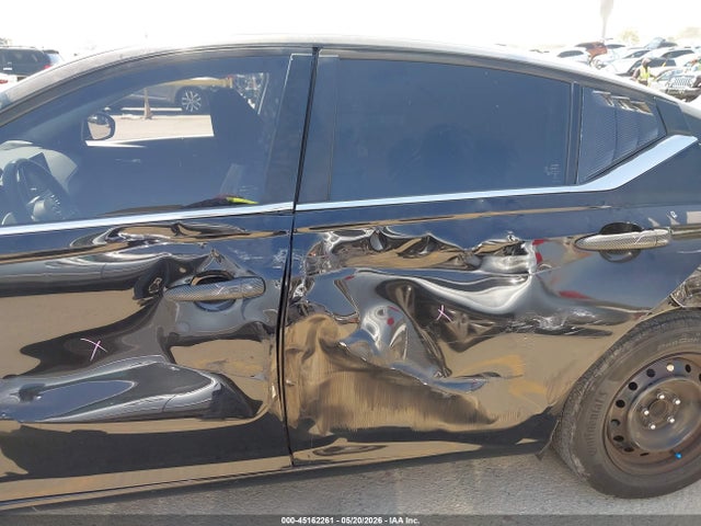 45162261 :رقم المزاد ، 1N4BL4BV5LC194923 vin ، 2020 Nissan Altima S Fwd مزاد بيع