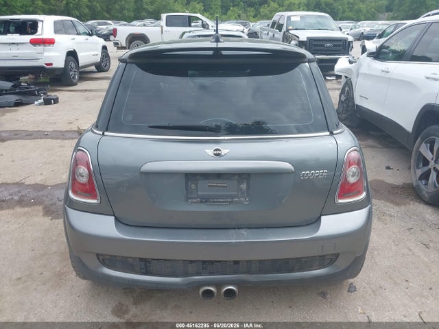Продаж на аукціоні авто 2010 Mini Cooper S, vin: WMWMF7C57ATX42909, номер лоту: 45162285