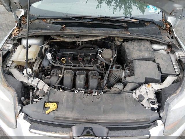 2013 Ford Focus Titanium მანქანა იყიდება აუქციონზე, vin: 1FADP3N22DL206715, აუქციონის ნომერი: 45162319