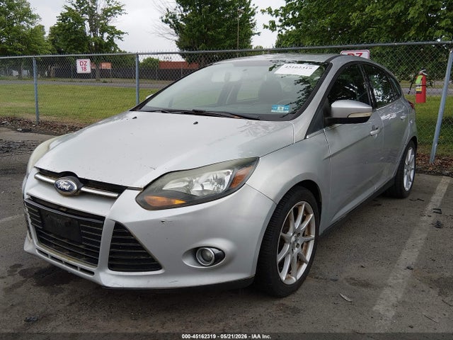 2013 Ford Focus Titanium მანქანა იყიდება აუქციონზე, vin: 1FADP3N22DL206715, აუქციონის ნომერი: 45162319