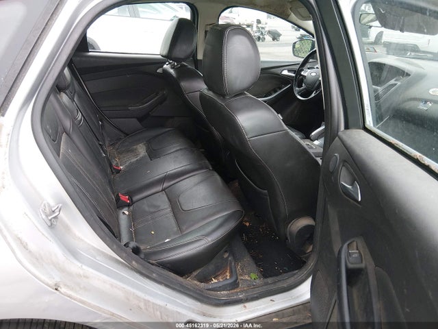 2013 Ford Focus Titanium მანქანა იყიდება აუქციონზე, vin: 1FADP3N22DL206715, აუქციონის ნომერი: 45162319