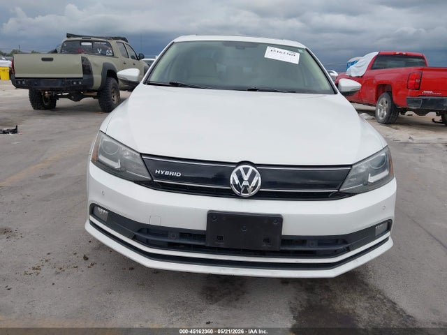 2016 Volkswagen Jetta Hybrid Sel Premium მანქანა იყიდება აუქციონზე, vin: 3VW637AJ1GM340845, აუქციონის ნომერი: 45162360