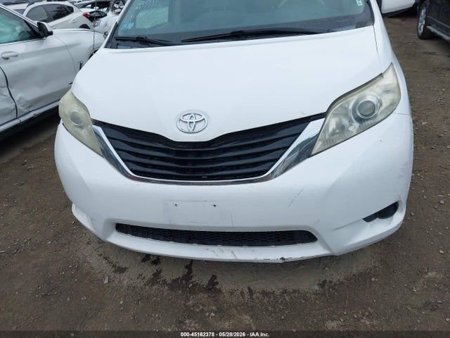 Продажа на аукционе авто 2011 Toyota Sienna Le V6, vin: 5TDKK3DC3BS111568, номер лота: 45162378