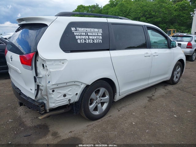 Продажа на аукционе авто 2011 Toyota Sienna Le V6, vin: 5TDKK3DC3BS111568, номер лота: 45162378