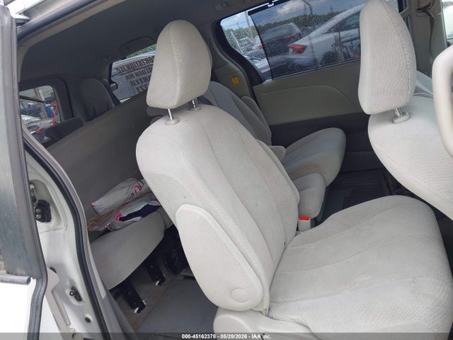 Продажа на аукционе авто 2011 Toyota Sienna Le V6, vin: 5TDKK3DC3BS111568, номер лота: 45162378