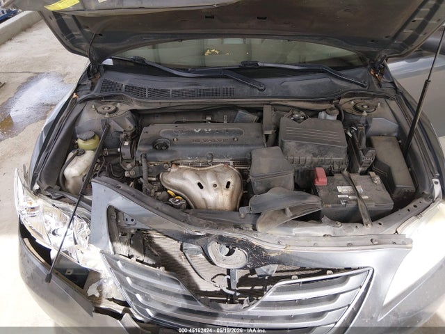 45162424 :رقم المزاد ، 4T1BE46K57U572268 vin ، 2007 Toyota Camry Le مزاد بيع