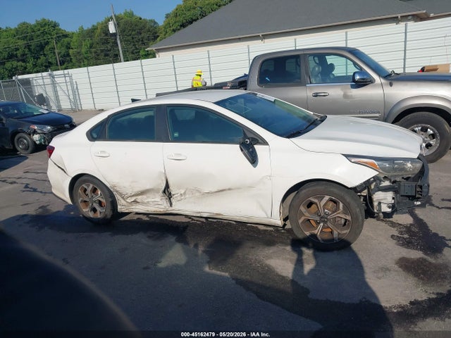 Продажа на аукционе авто 2021 Kia Forte Lxs, vin: 3KPF24AD6ME383193, номер лота: 45162479