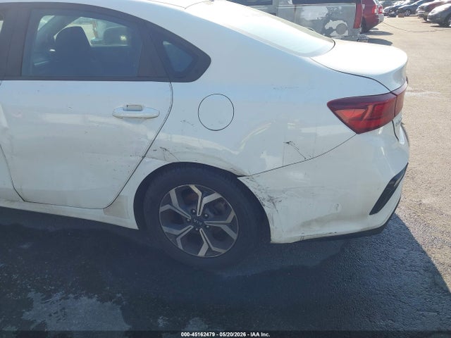 Продажа на аукционе авто 2021 Kia Forte Lxs, vin: 3KPF24AD6ME383193, номер лота: 45162479