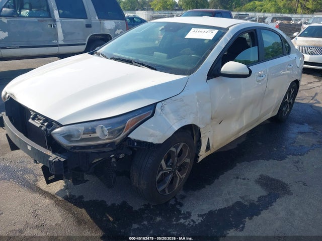 Продажа на аукционе авто 2021 Kia Forte Lxs, vin: 3KPF24AD6ME383193, номер лота: 45162479