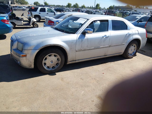 2006 Chrysler 300 Touring მანქანა იყიდება აუქციონზე, vin: 2C3KA53GX6H405593, აუქციონის ნომერი: 45162484