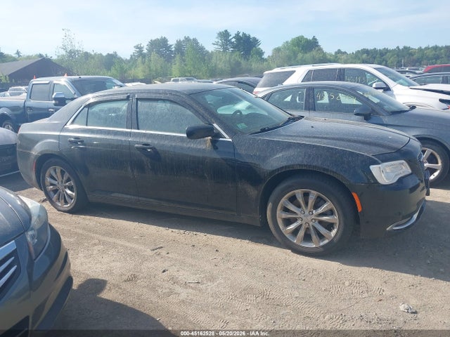 Aukcja sprzedaży 2015 Chrysler 300 Limited, vin: 2C3CCARG4FH781642, numer aukcji: 45162528
