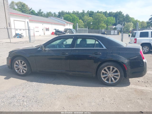 Aukcja sprzedaży 2015 Chrysler 300 Limited, vin: 2C3CCARG4FH781642, numer aukcji: 45162528