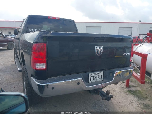 45162665 :رقم المزاد ، 3C6UR5CL5HG680048 vin ، 2017 Ram 2500 Tradesman  4x4 6'4 Box مزاد بيع