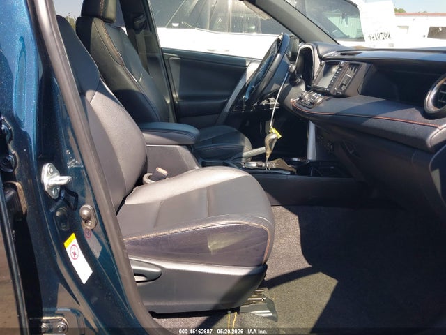 Продаж на аукціоні авто 2018 Toyota Rav4 Se, vin: JTMNFREVXJD118323, номер лоту: 45162687