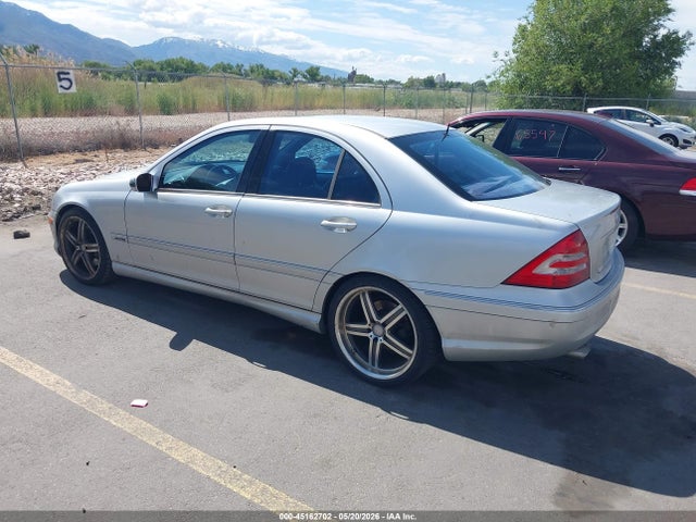 Продажа на аукционе авто 2005 Mercedes-benz C 230k Sport Sedan, vin: WDBRF40J05F636412, номер лота: 45162702