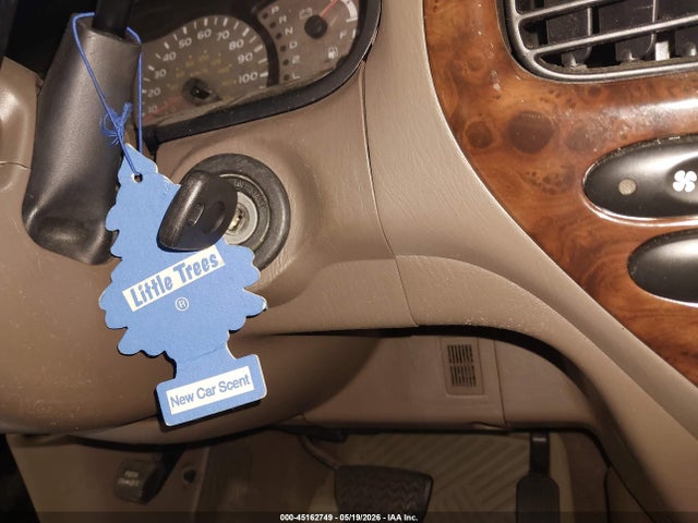 45162749 :رقم المزاد ، 5TDBT48A43S168309 vin ، 2003 Toyota Sequoia Limited V8 مزاد بيع