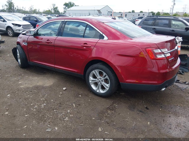 45162754 :رقم المزاد ، 1FAHP2H89FG177429 vin ، 2015 Ford Taurus Sel مزاد بيع