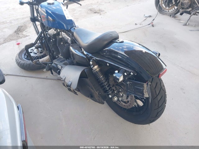 Harley-Davidson Xl1200 X 2022 1HD1LC316NB412063 Image 3