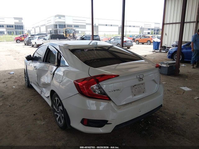 Продаж на аукціоні авто 2018 Honda Civic Ex, vin: 2HGFC2F73JH551586, номер лоту: 45162783