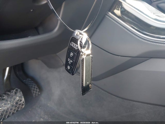 WA1BVBF18SD036496 Audi Q8 Premium Plus 55 Tfsi Quattro