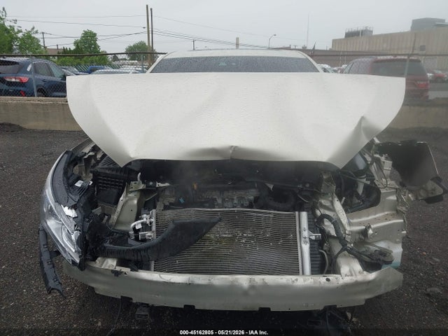 2015 Buick Lacrosse Leather მანქანა იყიდება აუქციონზე, vin: 1G4GB5G35FF146045, აუქციონის ნომერი: 45162805