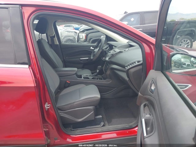 Продажа на аукционе авто 2017 Ford Escape Se, vin: 1FMCU0G92HUB31419, номер лота: 45162907
