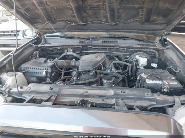 2022 Toyota Tacoma Sr მანქანა იყიდება აუქციონზე, vin: 3TYRX5GN9NT049725, აუქციონის ნომერი: 45162925