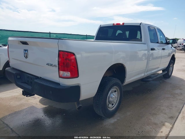 45162934 :رقم المزاد ، 3C6UR5HJ6HG740040 vin ، 2017 Ram 2500 Tradesman  4x4 8' Box مزاد بيع
