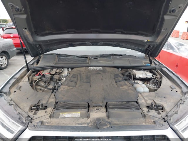 WA1LAAF70JD002906 Audi Q7 3.0t Premium