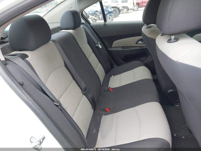 Продажа на аукционе авто 2016 Chevrolet Cruze Limited Ls Auto, vin: 1G1PC5SH2G7215802, номер лота: 45162975