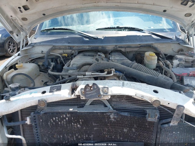 45162984 :رقم المزاد ، 1B7MF33W61J532530 vin ، 2001 Dodge Ram 3500 St مزاد بيع