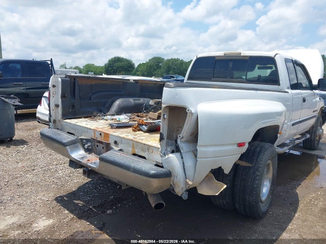 45162984 :رقم المزاد ، 1B7MF33W61J532530 vin ، 2001 Dodge Ram 3500 St مزاد بيع