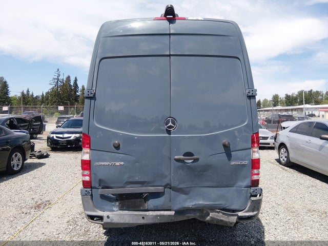 WD3PE7CD4JP637810 Mercedes-Benz Sprinter 2500 Standard Roof V6