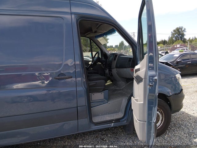 WD3PE7CD4JP637810 Mercedes-Benz Sprinter 2500 Standard Roof V6