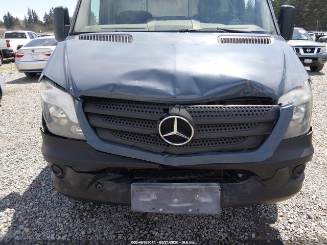 WD3PE7CD4JP637810 Mercedes-Benz Sprinter 2500 Standard Roof V6