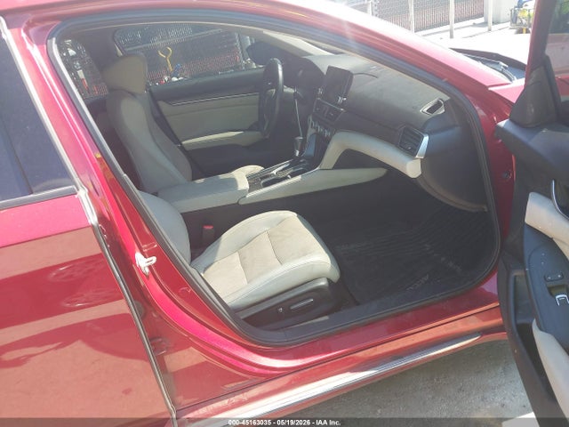 45163035 :رقم المزاد ، 1HGCV1F54JA085834 vin ، 2018 Honda Accord Ex-l مزاد بيع