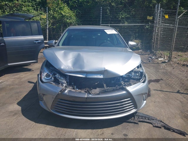 45163056 :رقم المزاد ، 4T4BF1FK4GR555429 vin ، 2016 Toyota Camry Xle مزاد بيع