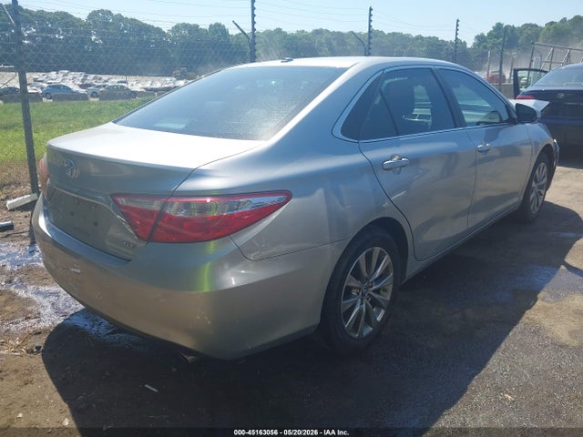 45163056 :رقم المزاد ، 4T4BF1FK4GR555429 vin ، 2016 Toyota Camry Xle مزاد بيع