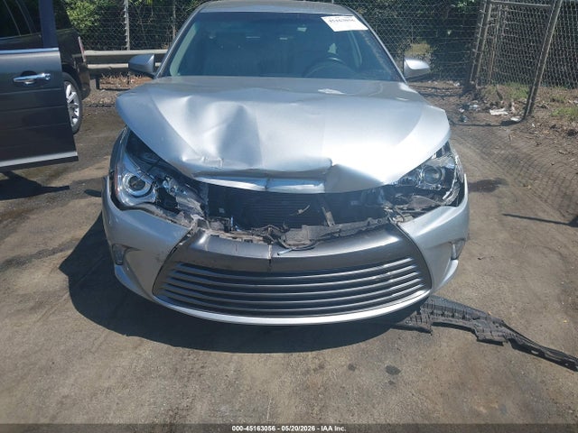 45163056 :رقم المزاد ، 4T4BF1FK4GR555429 vin ، 2016 Toyota Camry Xle مزاد بيع