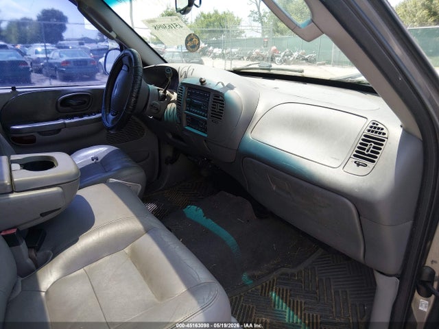 45163098 :رقم المزاد ، 1FTRW08L63KD27998 vin ، 2003 Ford F-150 Lariat/xlt مزاد بيع