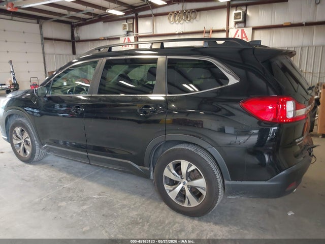 45163123 :رقم المزاد ، 4S4WMAFD3K3450561 vin ، 2019 Subaru Ascent Premium مزاد بيع