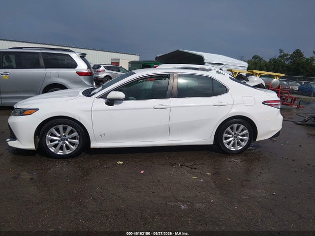 4T1B11HK1KU820645 Toyota CAMRY LE