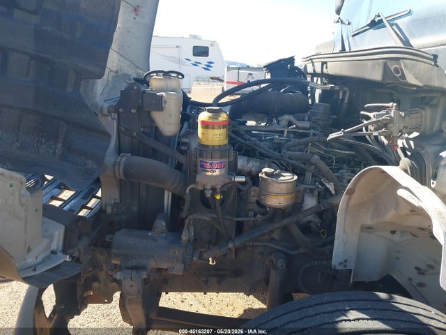 45163207 :رقم المزاد ، 5PVNJ8JM5E4S50451 vin ، 2014 Hino 258/268 مزاد بيع