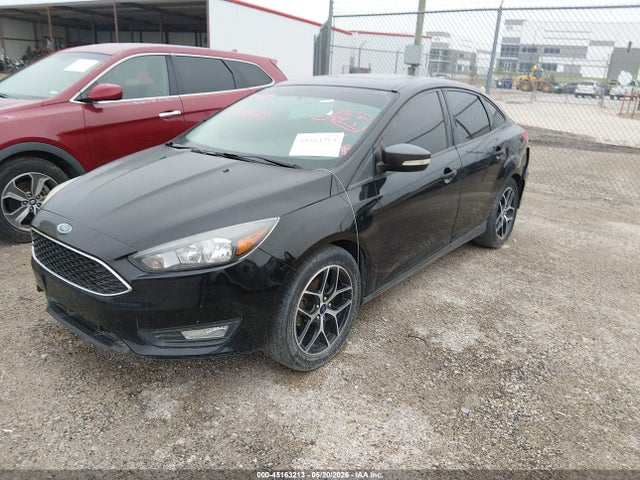 45163213 :رقم المزاد ، 1FADP3H23JL312775 vin ، 2018 Ford Focus Sel مزاد بيع