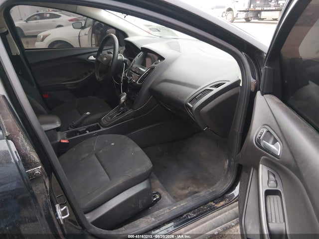 45163213 :رقم المزاد ، 1FADP3H23JL312775 vin ، 2018 Ford Focus Sel مزاد بيع